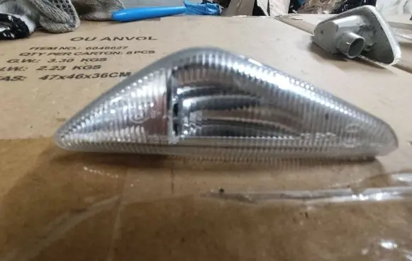 BMW X5 E70 Front fender indicator light 7267978 7171008 1351070