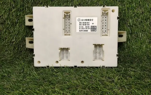 Mercedes-Benz GL X166 Central body control module A1669003912 A1669016901 A1669021606