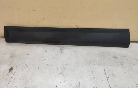 Nissan Qashqai Front door trim (molding) 808714EA0A