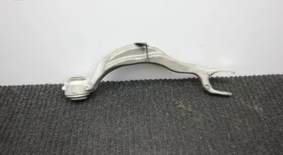 Land Rover Range Rover Sport L461 Rear upper control arm/wishbone M8E25K742