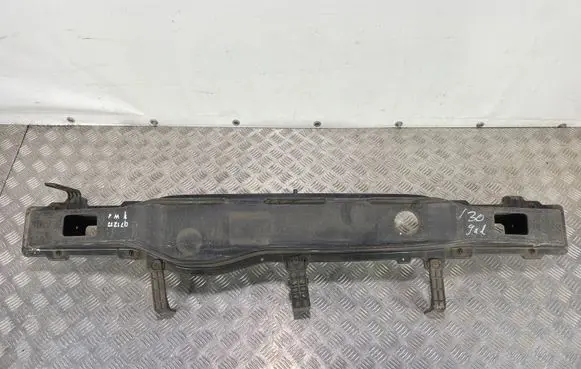 Hyundai i30 Rear bumper support beam 