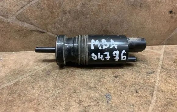 Mercedes-Benz GLE (W166 - C292) Windscreen/windshield washer pump A0998660000