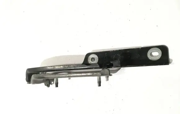 Engine bonnet/hood hinges