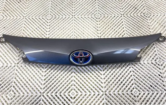 Toyota RAV 4 (XA40) Trunk door license plate light bar 7683942030