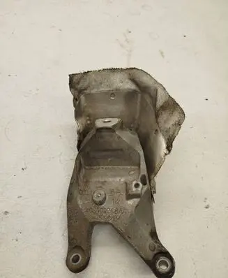 Audi A6 C7 Engine mounting bracket 4G0199308aa