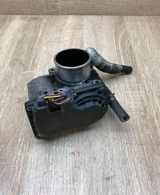 Mazda 6 Throttle valve RF7J136B0C 00120018911H02 WITHPLUG