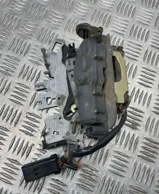 Chrysler Voyager Rear door lock
