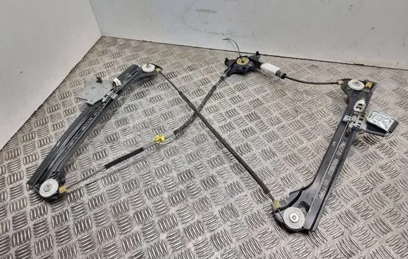 Mercedes-Benz E C207 W207 Front door electric window regulator 961960101