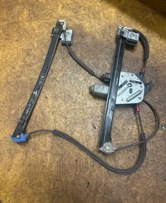 Seat Ibiza II (6k) Front door electric window regulator 6K3959802K