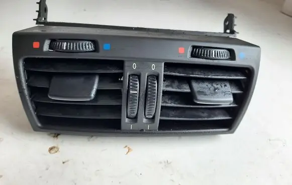 BMW X6 E71 Rear air vent grill 695495409