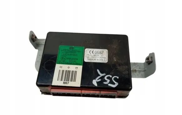 Hyundai Tucson JM Central body control module 954002E211