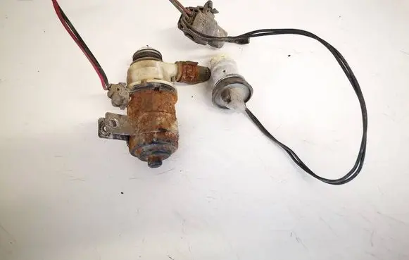 Mazda 6 Headlight washer pump 