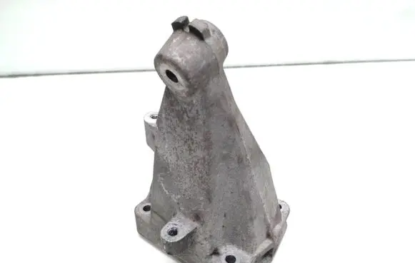 Mercedes-Benz Sprinter W906 Engine mount bracket A6462230304