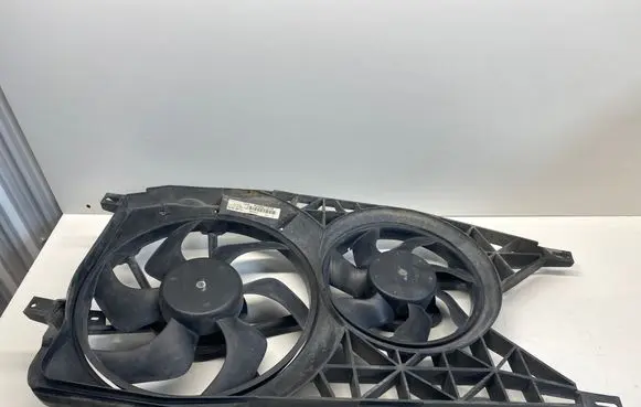 Renault Trafic II (X83) Electric radiator cooling fan 1831985 93859272