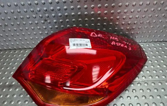 Opel Astra J Rear/tail lights S27639088