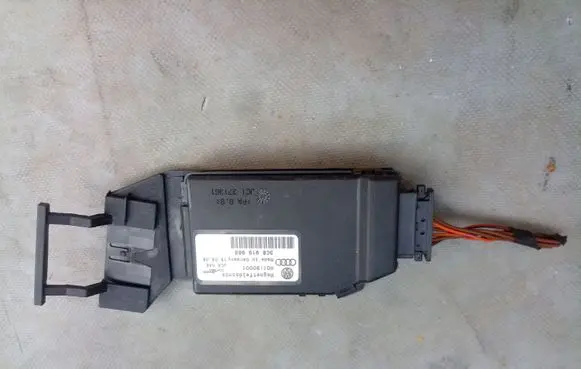 Volkswagen PASSAT CC Other control units/modules 3C8919965