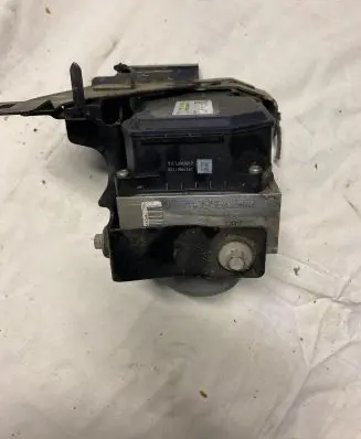 Mazda CX-9 ABS Pump TD11437A0C 214976108