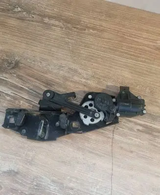 Ford Focus Tailgate lock latch 6N411L404B12AC