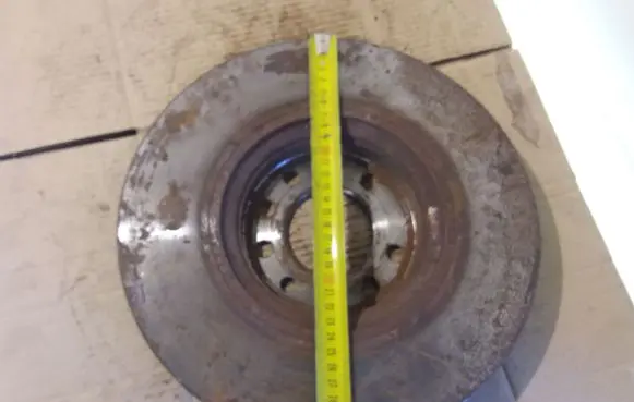 Opel Zafira B Front brake disc