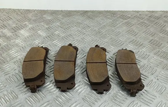 Toyota RAV 4 (XA50) Brake pads (front) 