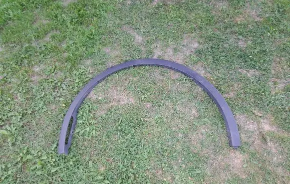 Tesla Model Y Front arch trim 1683863-00-A 168385900
