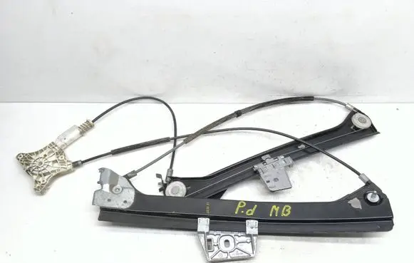 Mercedes-Benz CLK A209 C209 Front door electric window regulator 