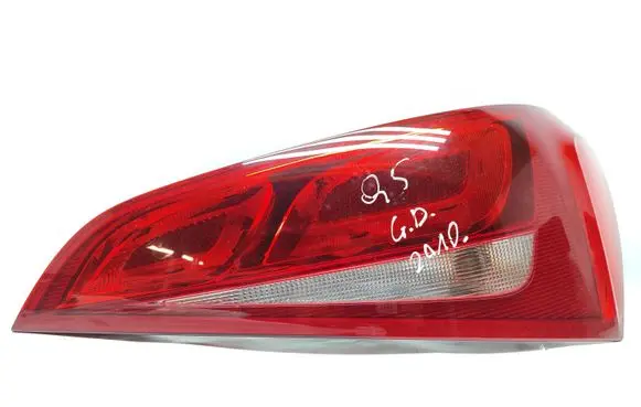 Audi Q5 SQ5 Tailgate rear/tail lights 8R0945094 AU416I2