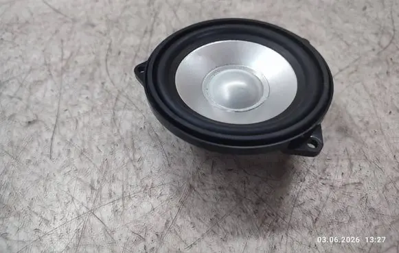 Land Rover Range Rover L322 Panel speaker 100RG28
