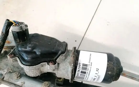 Nissan X-Trail T30 Wiper motor