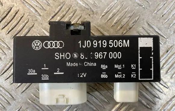Seat Ibiza IV (6J,6P) Coolant fan relay 1J0919506M 898967000