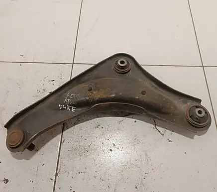 Nissan Juke I F15 Front lower control arm/wishbone AR12S