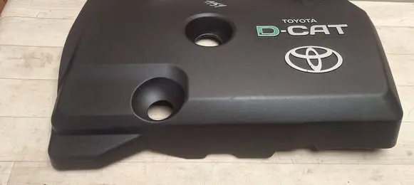 Toyota Corolla Verso AR10 Engine cover (trim) 
