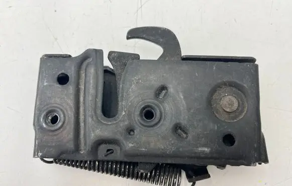 Volvo XC60 Engine bonnet/hood lock/catch 32226109