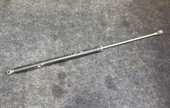 Renault Laguna I Tailgate/trunk strut/damper 7700846772a