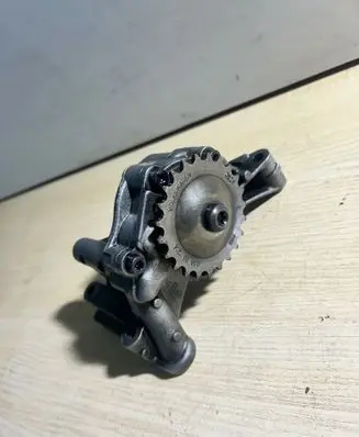 Oil pump