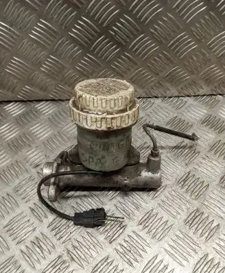 Mitsubishi Space Runner Master brake cylinder