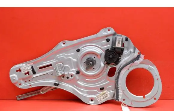 KIA Sportage Front door window regulator with motor 824703U000