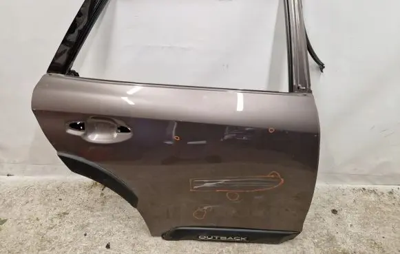 Subaru Outback Rear door