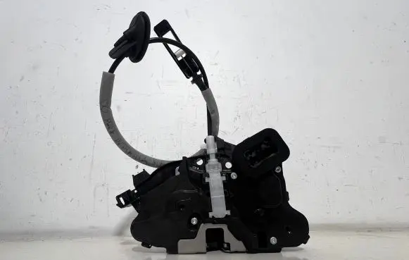 Volkswagen Taigo Front door lock 10B837016B