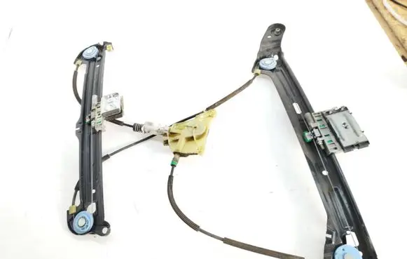 Audi A7 S7 4G Front door electric window regulator 4G8837462A