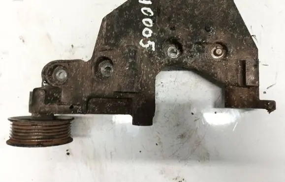 Hyundai ix35 Engine mounting bracket