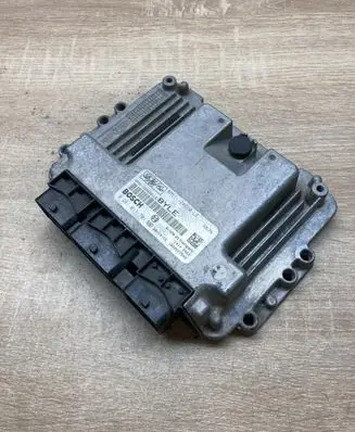 Ford Focus Engine control unit/module ECU 8M5112A650LE 0281011701