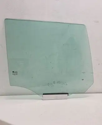Opel Zafira B Rear door window glass