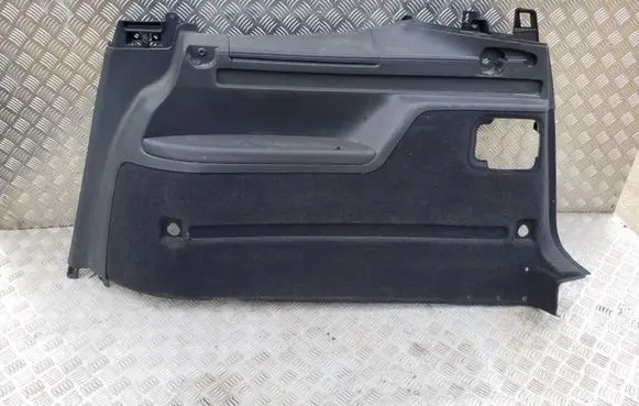 Trunk/boot side trim panel