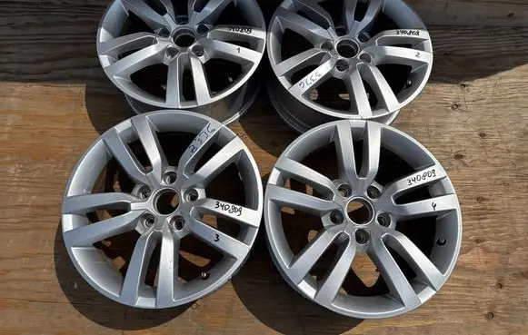 Volkswagen Tiguan R16 carbon fiber rim 5N0601025R8Z8
