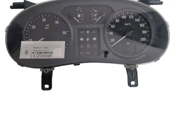 Opel Vivaro Speedometer (instrument cluster) 216715729 P8200252450A NS0290552Z