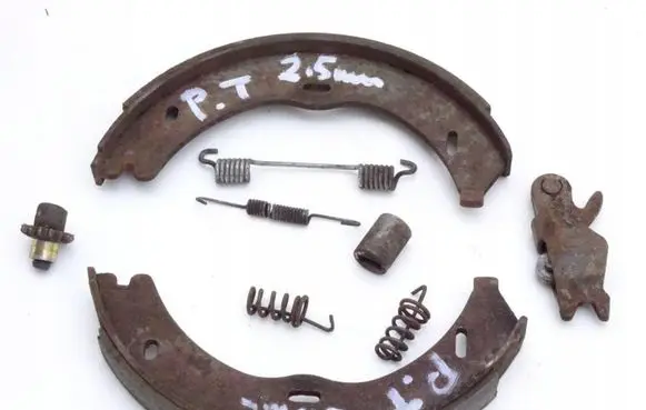 Mercedes-Benz Vito Viano W639 Front brake disc dust cover plate 
