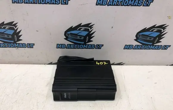 Peugeot 407 CD/DVD changer 9647427980 PU2590A 210704