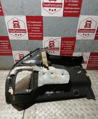 Volvo XC60 Trunk/boot side trim panel 0063339 V15174