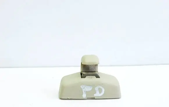 Sun visor clip/hook/bracket